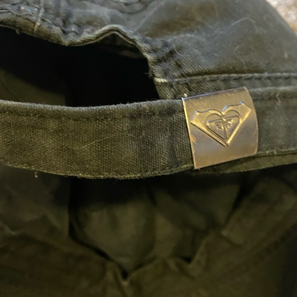 Roxy Girls Hat - Picture 2 of 4